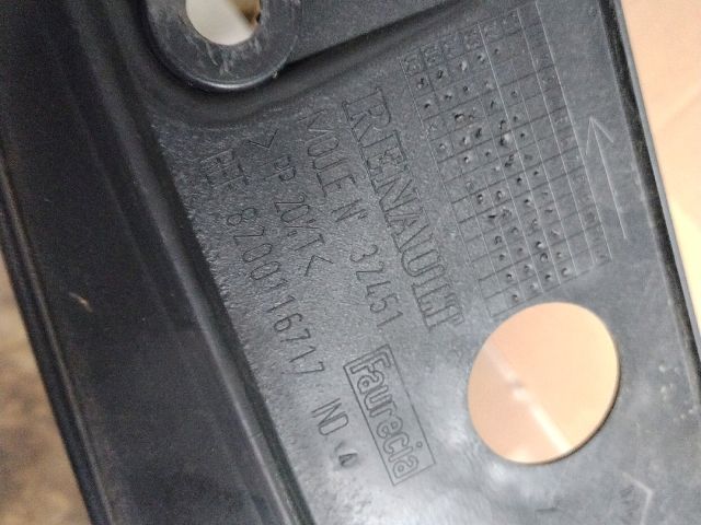 bontott RENAULT LAGUNA I Homlokfal Burkolat