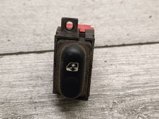 bontott RENAULT LAGUNA I Jobb első Ablakemelő Kapcsoló