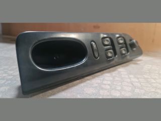 bontott RENAULT LAGUNA I Jobb első Ablakemelő Kapcsoló