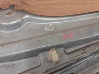 bontott RENAULT LAGUNA I Jobb első Ablakemelő Szerkezet (Elektromos)