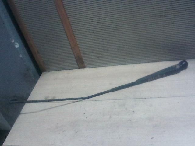 bontott RENAULT LAGUNA I Jobb első Ablaktörlő Kar