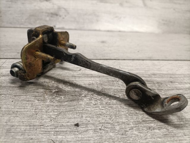 bontott RENAULT LAGUNA I Jobb első Ajtóhatároló