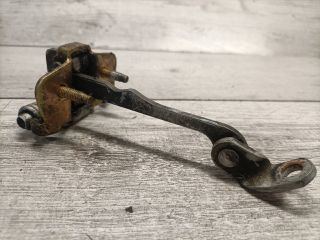 bontott RENAULT LAGUNA I Jobb első Ajtóhatároló