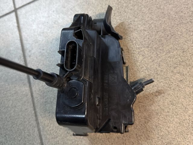 bontott RENAULT LAGUNA I Jobb első Ajtózár