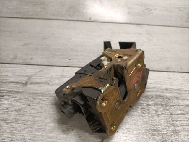 bontott RENAULT LAGUNA I Jobb első Ajtózár