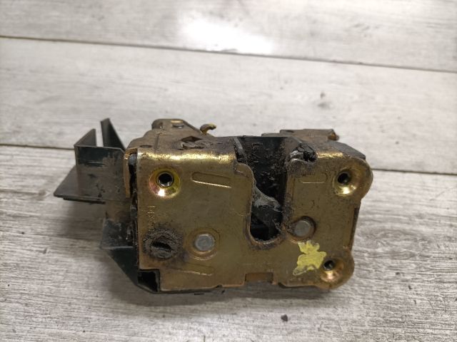 bontott RENAULT LAGUNA I Jobb első Ajtózár