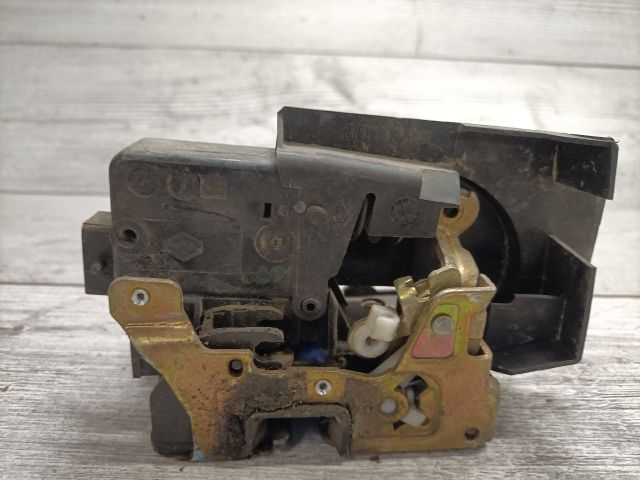 bontott RENAULT LAGUNA I Jobb első Ajtózár