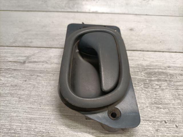 bontott RENAULT LAGUNA I Jobb első Belső Kilincs