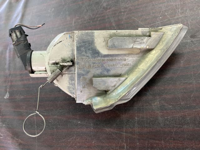 bontott RENAULT LAGUNA I Jobb első Irányjelző