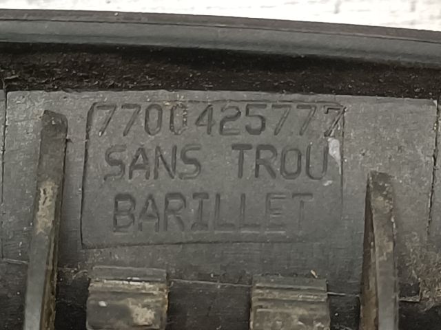 bontott RENAULT LAGUNA I Jobb első Külső Kilincs