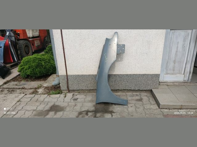 bontott RENAULT LAGUNA I Jobb első Sárvédő