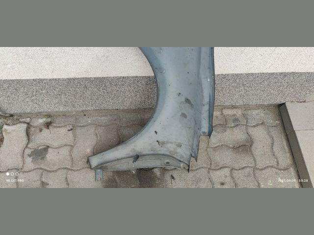 bontott RENAULT LAGUNA I Jobb első Sárvédő