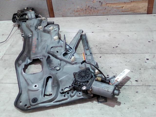 bontott RENAULT LAGUNA I Jobb hátsó Ablakemelő Szerkezet (Elektromos)