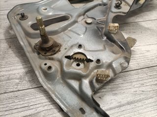 bontott RENAULT LAGUNA I Jobb hátsó Ablakemelő Szerkezet (Mechanikus)