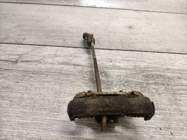 bontott RENAULT LAGUNA I Jobb hátsó Ajtóhatároló