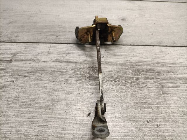 bontott RENAULT LAGUNA I Jobb hátsó Ajtóhatároló