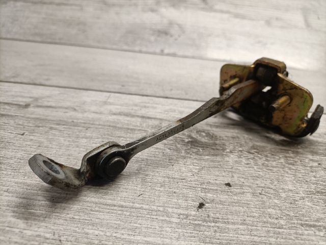 bontott RENAULT LAGUNA I Jobb hátsó Ajtóhatároló