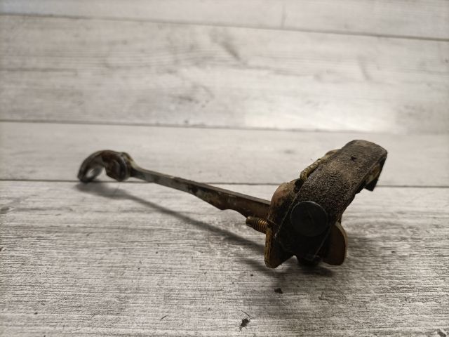 bontott RENAULT LAGUNA I Jobb hátsó Ajtóhatároló