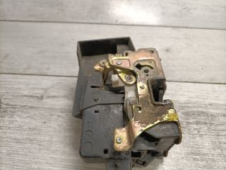 bontott RENAULT LAGUNA I Jobb hátsó Ajtózár