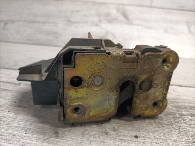 bontott RENAULT LAGUNA I Jobb hátsó Ajtózár