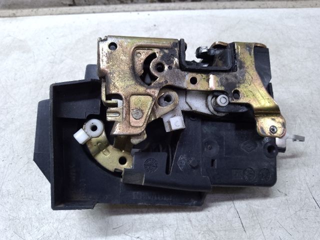 bontott RENAULT LAGUNA I Jobb hátsó Ajtózár