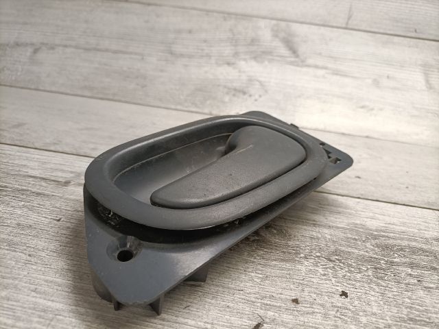 bontott RENAULT LAGUNA I Jobb hátsó Belső Kilincs