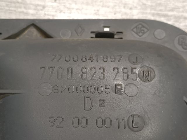 bontott RENAULT LAGUNA I Jobb hátsó Belső Kilincs