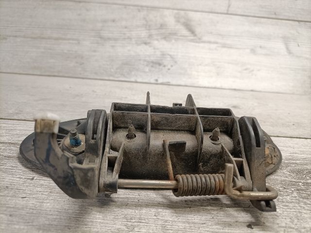 bontott RENAULT LAGUNA I Jobb hátsó Külső Kilincs