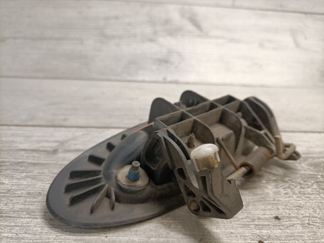 bontott RENAULT LAGUNA I Jobb hátsó Külső Kilincs