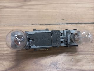 bontott RENAULT LAGUNA I Jobb Hátsó Lámpa Foglalat