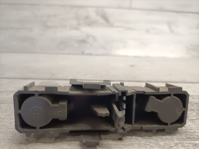 bontott RENAULT LAGUNA I Jobb Hátsó Lámpa Foglalat