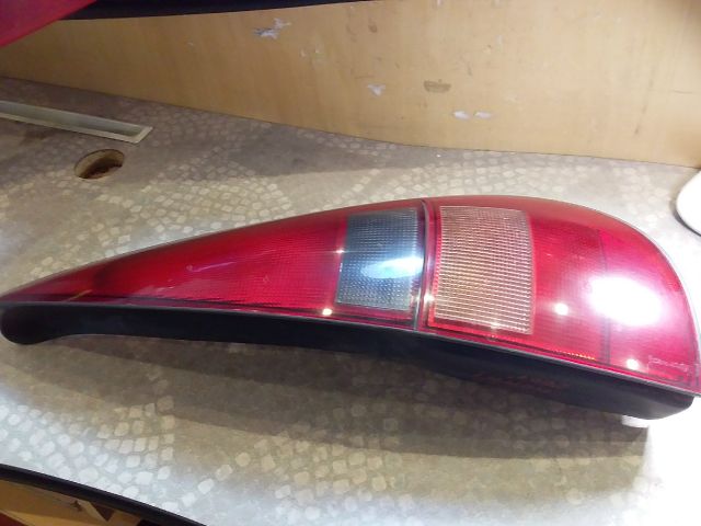 bontott RENAULT LAGUNA I Jobb Hátsó Lámpa