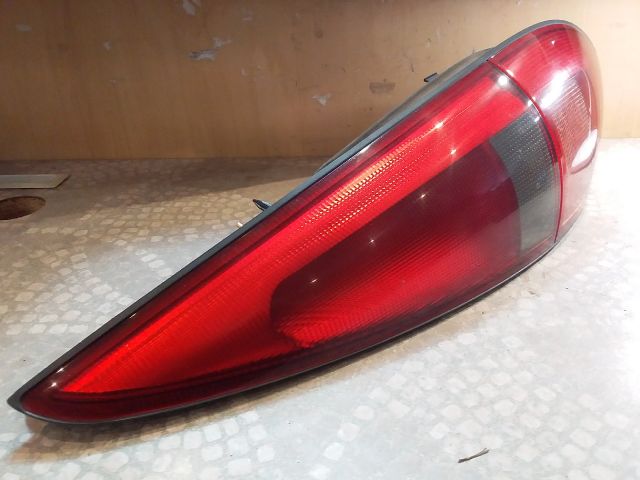 bontott RENAULT LAGUNA I Jobb Hátsó Lámpa