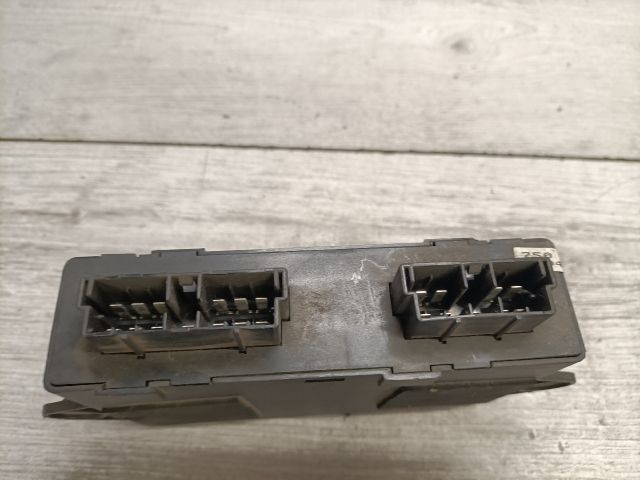 bontott RENAULT LAGUNA I Komfort Elektronika