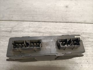 bontott RENAULT LAGUNA I Komfort Elektronika