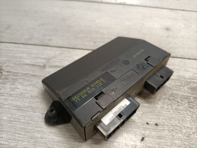 bontott RENAULT LAGUNA I Komfort Elektronika