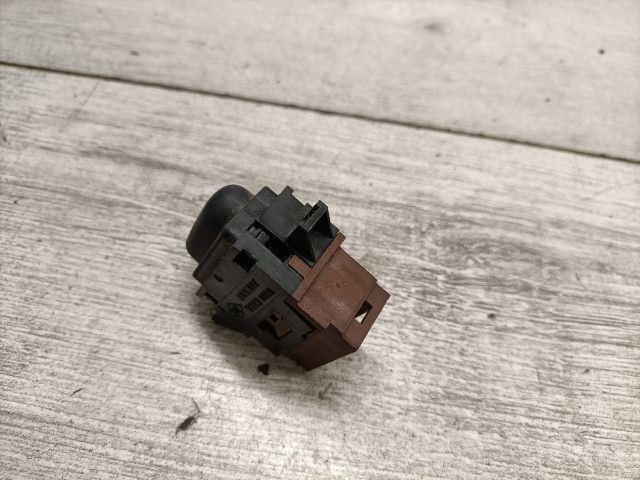 bontott RENAULT LAGUNA I Központizár Kapcsoló