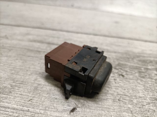 bontott RENAULT LAGUNA I Központizár Kapcsoló