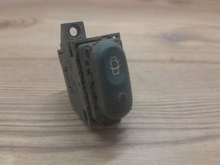 bontott RENAULT LAGUNA I Központizár Kapcsoló