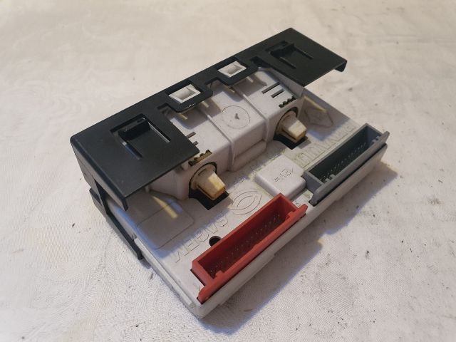 bontott RENAULT LAGUNA I Multifunkciós Kijelző