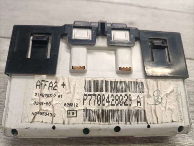 bontott RENAULT LAGUNA I Multifunkciós Kijelző