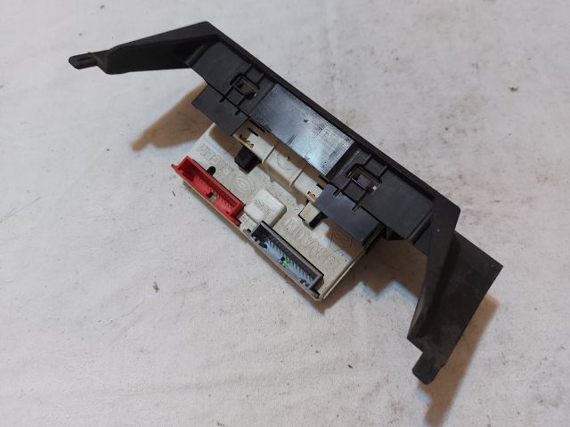 bontott RENAULT LAGUNA I Multifunkciós Kijelző