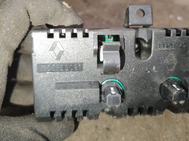 bontott RENAULT LAGUNA I Óra (Időmérő)