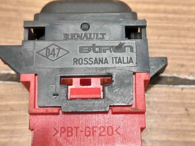 bontott RENAULT LAGUNA I Tetőablak Kapcsoló