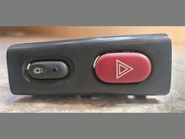 bontott RENAULT LAGUNA I Vészvillogó Kapcsoló