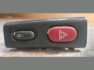 bontott RENAULT LAGUNA I Vészvillogó Kapcsoló