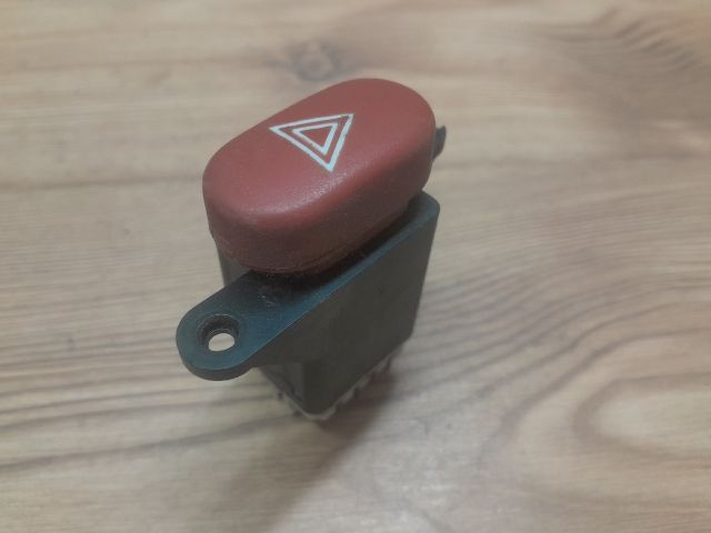 bontott RENAULT LAGUNA I Vészvillogó Kapcsoló