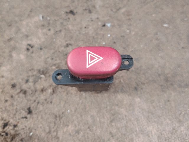 bontott RENAULT LAGUNA I Vészvillogó Kapcsoló