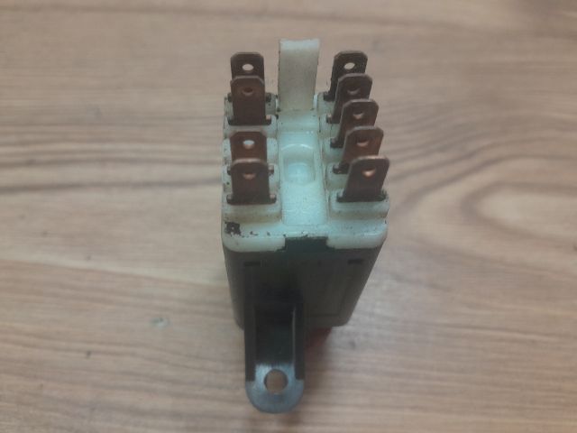 bontott RENAULT LAGUNA I Vészvillogó Kapcsoló