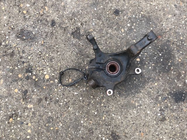 bontott RENAULT LAGUNA II Bal első Csonkállvány Kerékaggyal